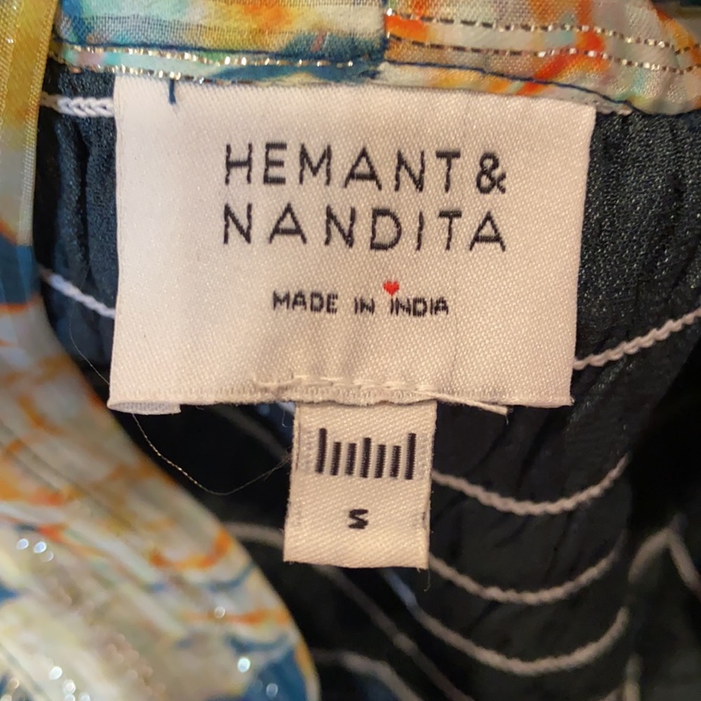 Anthropologie Hemant and Nandita Floral Metallic Blouse - Picture 4 of 4